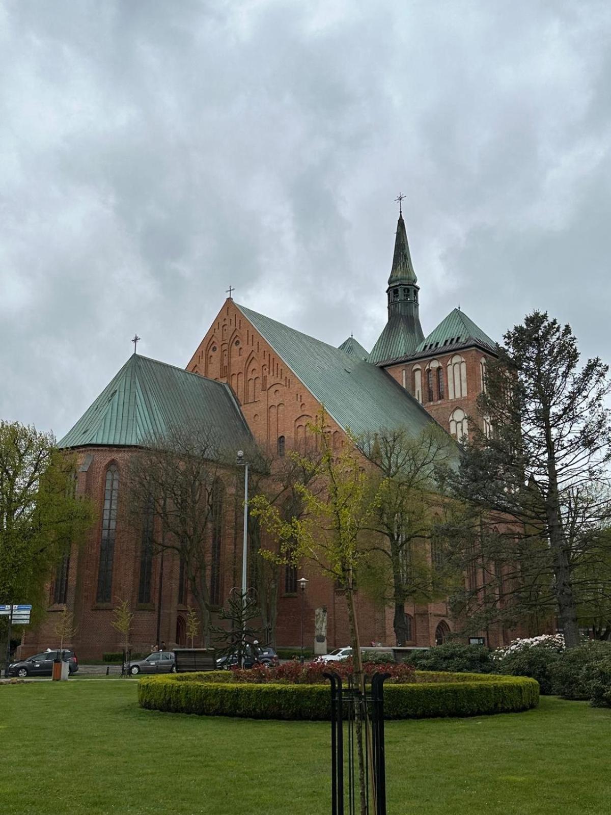 Apartamenty Kapitanskie Blizej Morza Kołobrzeg Exteriör bild